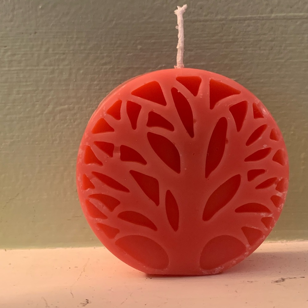 Handmade tree of life candle with rose quartz Crystal inside